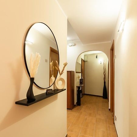 Albadomus Affittacamere O Guesthouse Rome Exterior photo