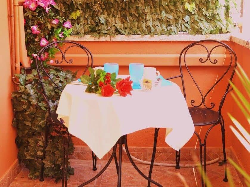 Albadomus Affittacamere O Guesthouse Rome Exterior photo