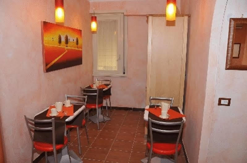 Albadomus Affittacamere O Guesthouse Rome Exterior photo