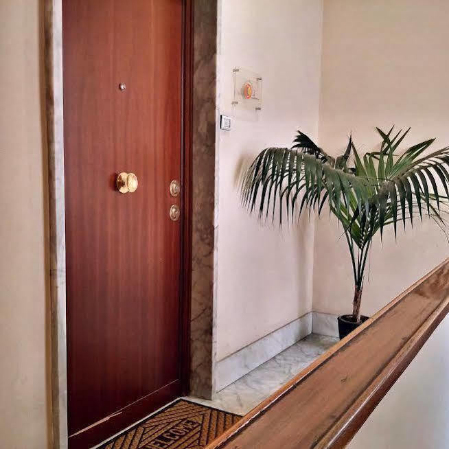 Albadomus Affittacamere O Guesthouse Rome Exterior photo